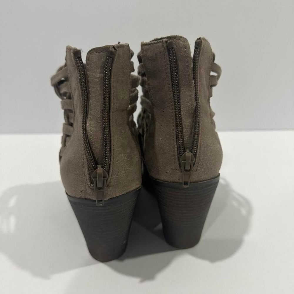 Brown Wedge Heels size. 8.5 - Picture 4 of 7